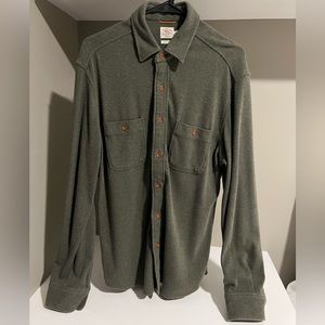 Faherty long sleeve thermal in great condition
